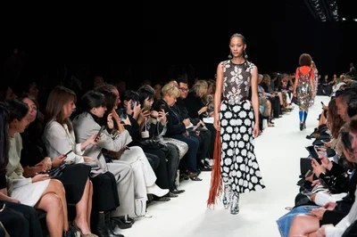 Look 4